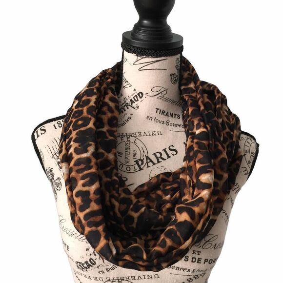 Animal Print Infinity Scarf in One Size - Picture 1 of 4